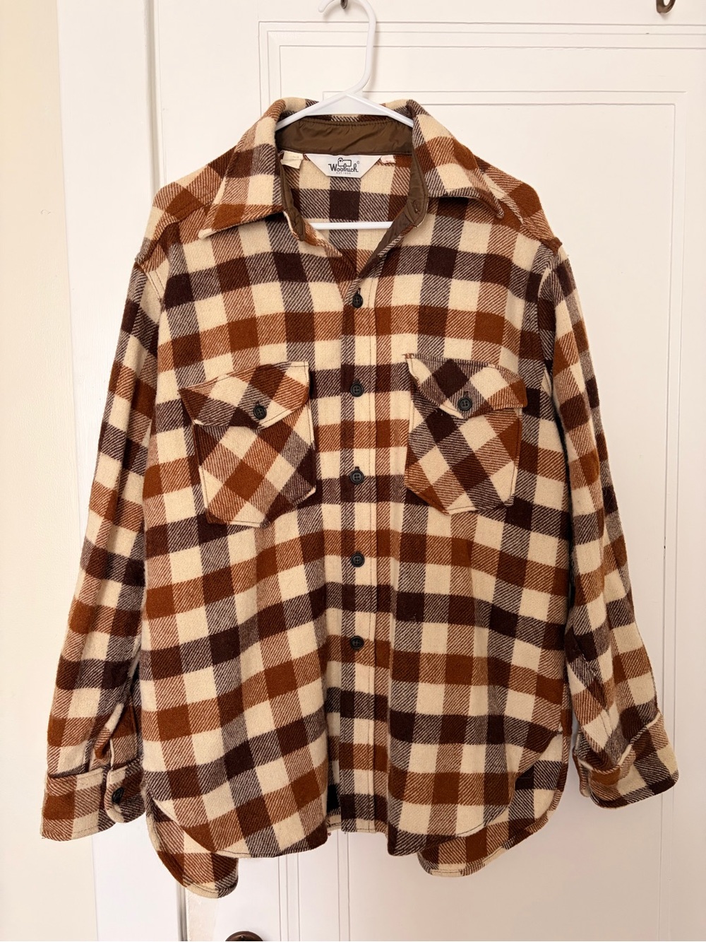 VINTAGE Woolrich Brown & Cream Plaid Button-Up Shirt Jacket